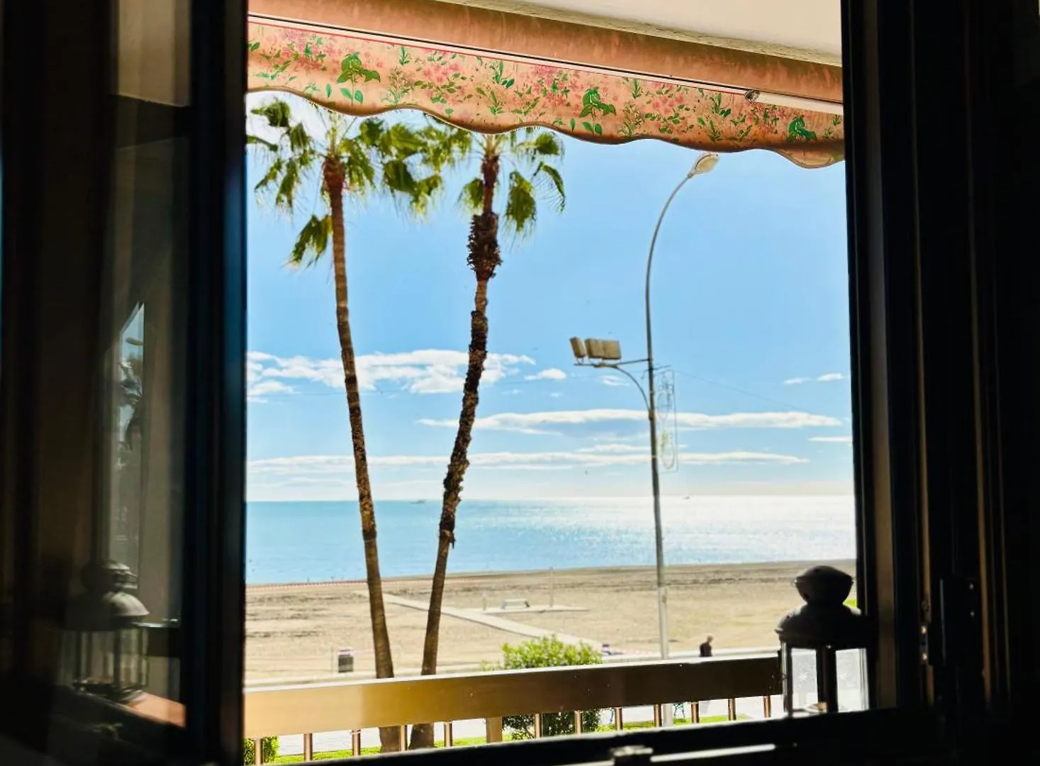 Malagueta Beachfront Apartment Málaga